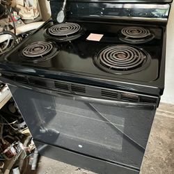 GE Black Coil Electric Stove 
