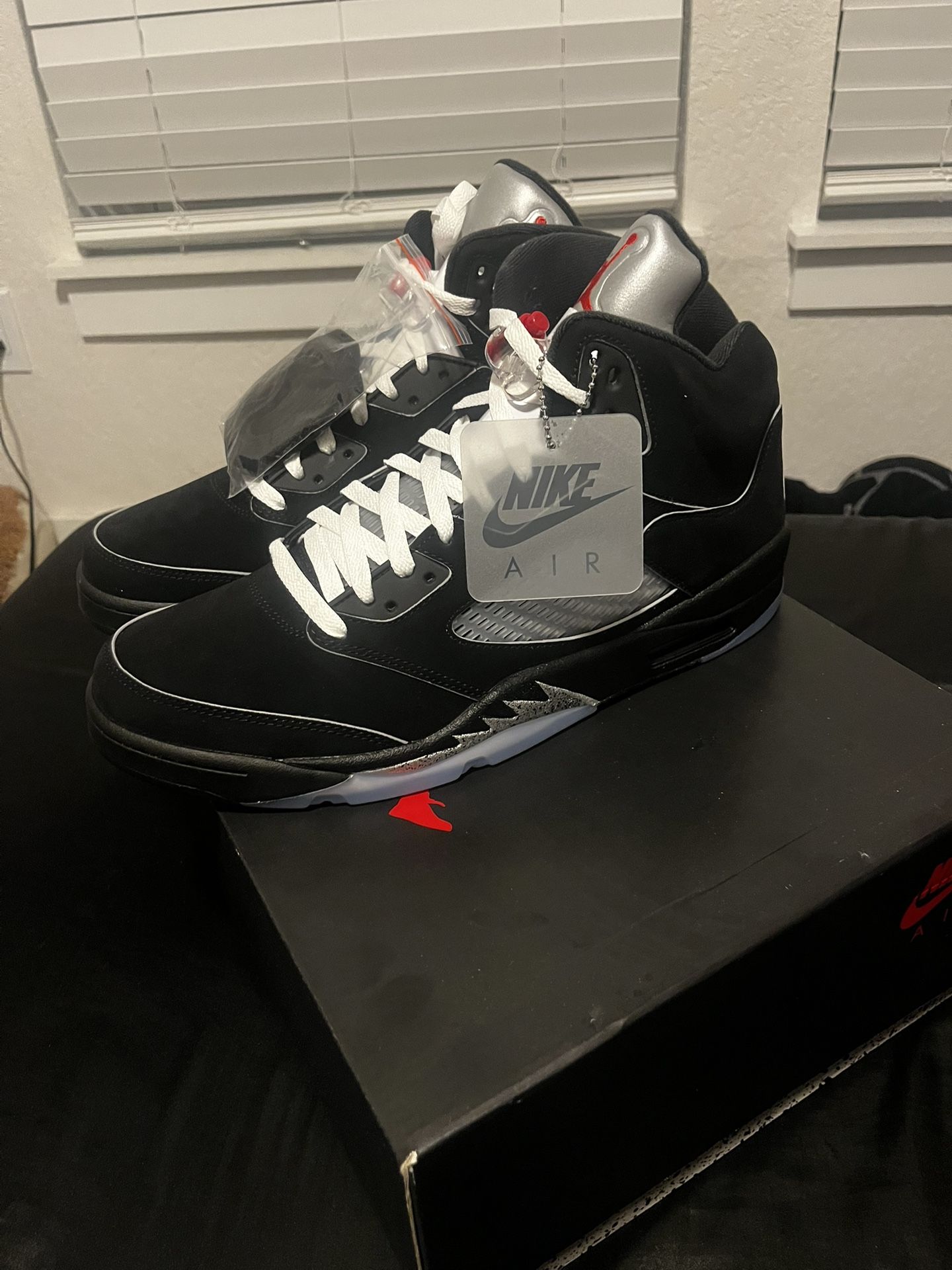 Reimagined Metallic 5s