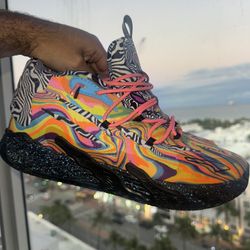 Dexter’s Labratory X Lamelo Ball Shoes