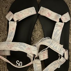 So Sandals Size 9-10