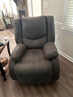 Gray Upholstered Recliner Chairs