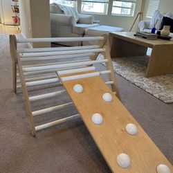 Pikler triangle Toddler Climber 