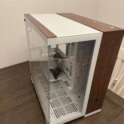 Corsair 6500x Mid Tower PC Case + Accessories 