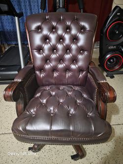 Executive Chair