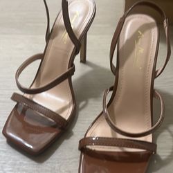 Anne Marie Heels