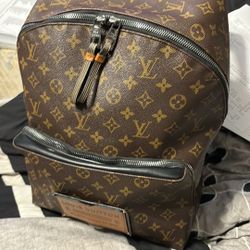 Louis Vuitton Monogram Gaston Discovery Backpack