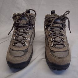Columbia Women's Hilltop Hiking Boots Size 7-1/2