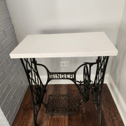 Old Singer Machine  Table