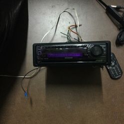 Kenwood KDC-148 CD Player/MP3 In Dash Receiver W/ Remote And Antenna 