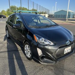 2017 Prius C Four 
