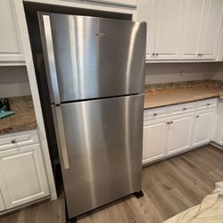 Whirlpool Refrigerator Great Condition
