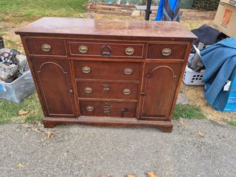 Free vintage dresser