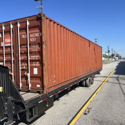 40’ Shipping Container 