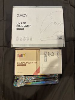 Gel Manicure Kit!!!!!! (Lamp, Polishes and Magnet)