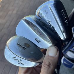 Ben Hogan 3 pc wedge set in right handed Steel shafts  