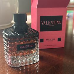Valentino Perfume