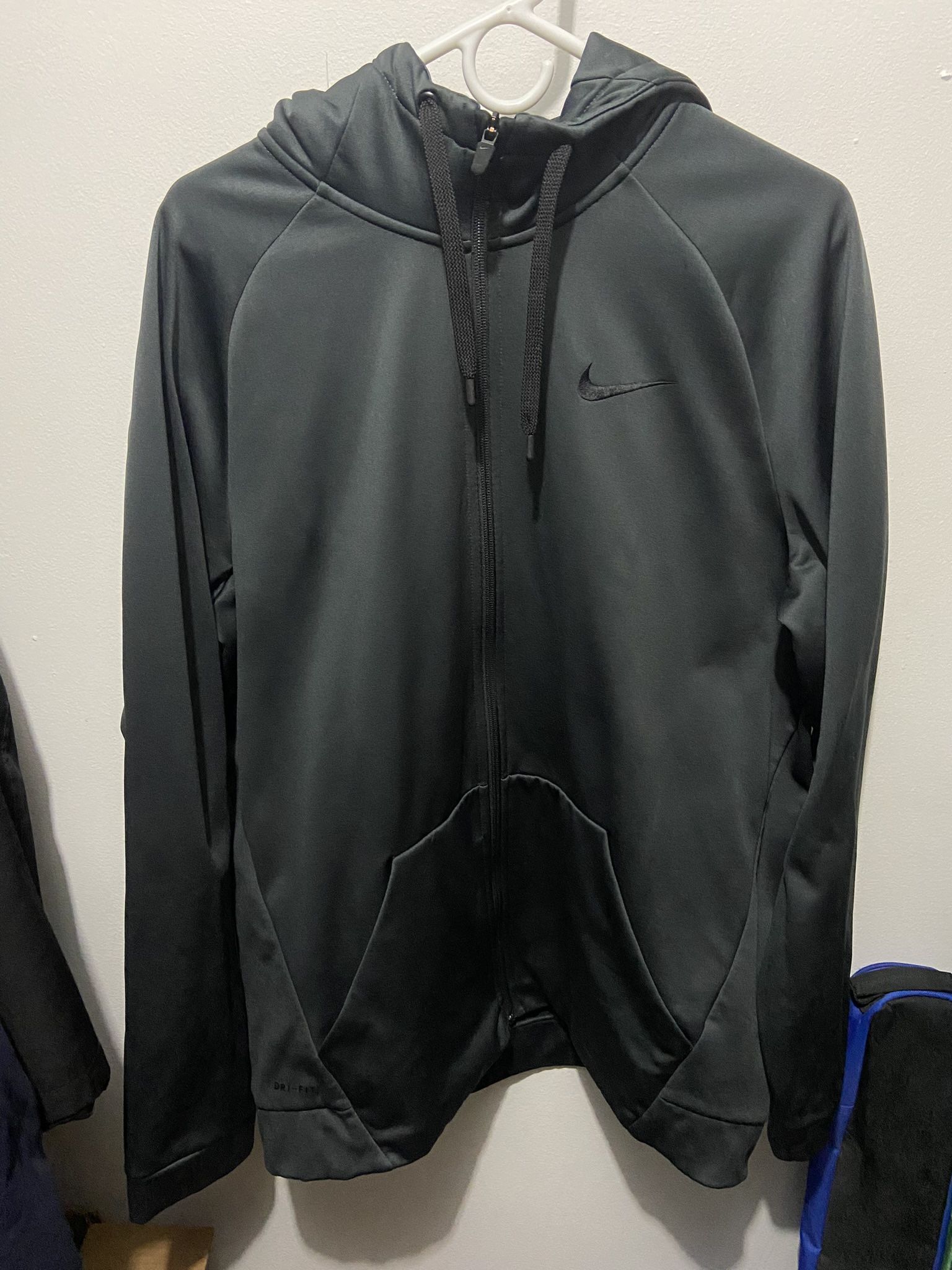 Nike Men's XL Pro Black Therma-Fit Full-Zip Hooded Training Jacket 800187-060