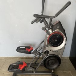 Bowflex Max Trainer M5 – Compact Elliptical / Stair Climber Hybrid