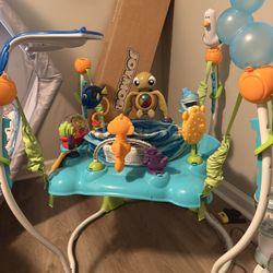 Stingray Play Gym & Nemo Jumper
