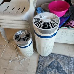 2 air purifiers.