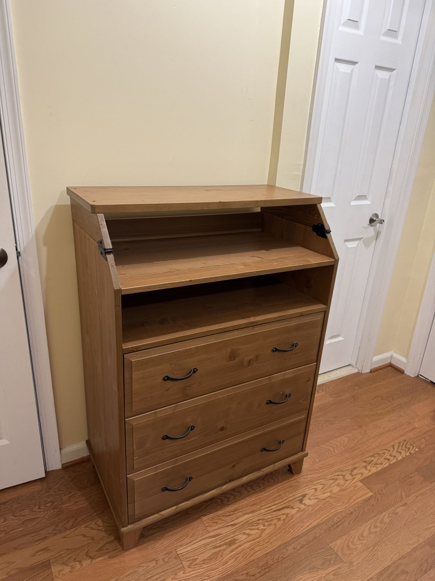 Convertible Dresser With High Chair
