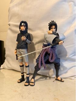 Sasuke statues