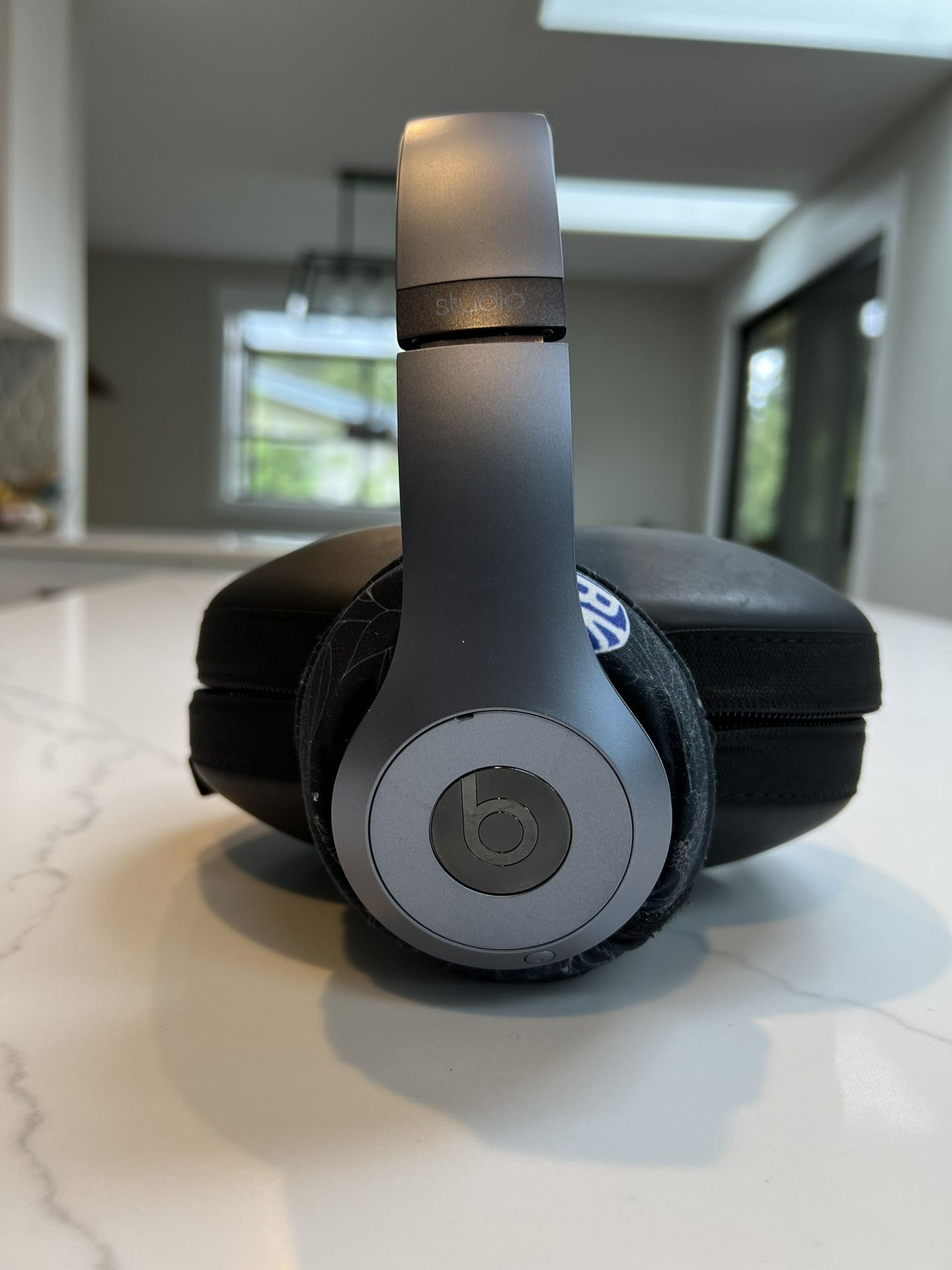 Beats Studio headphones -Price reduced