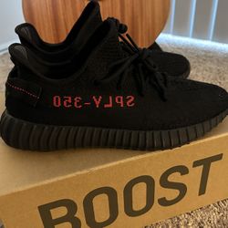 Yeezy 350 Bred