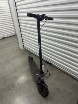 Electric scooter