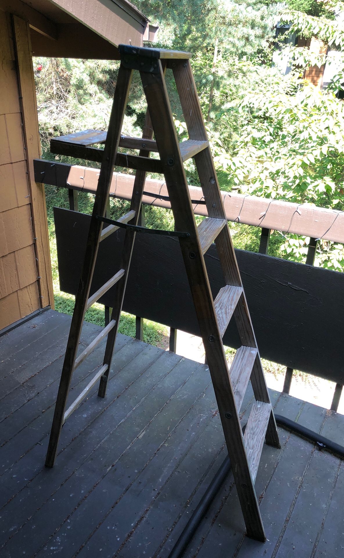 Werner W336 6’ wooden step ladder