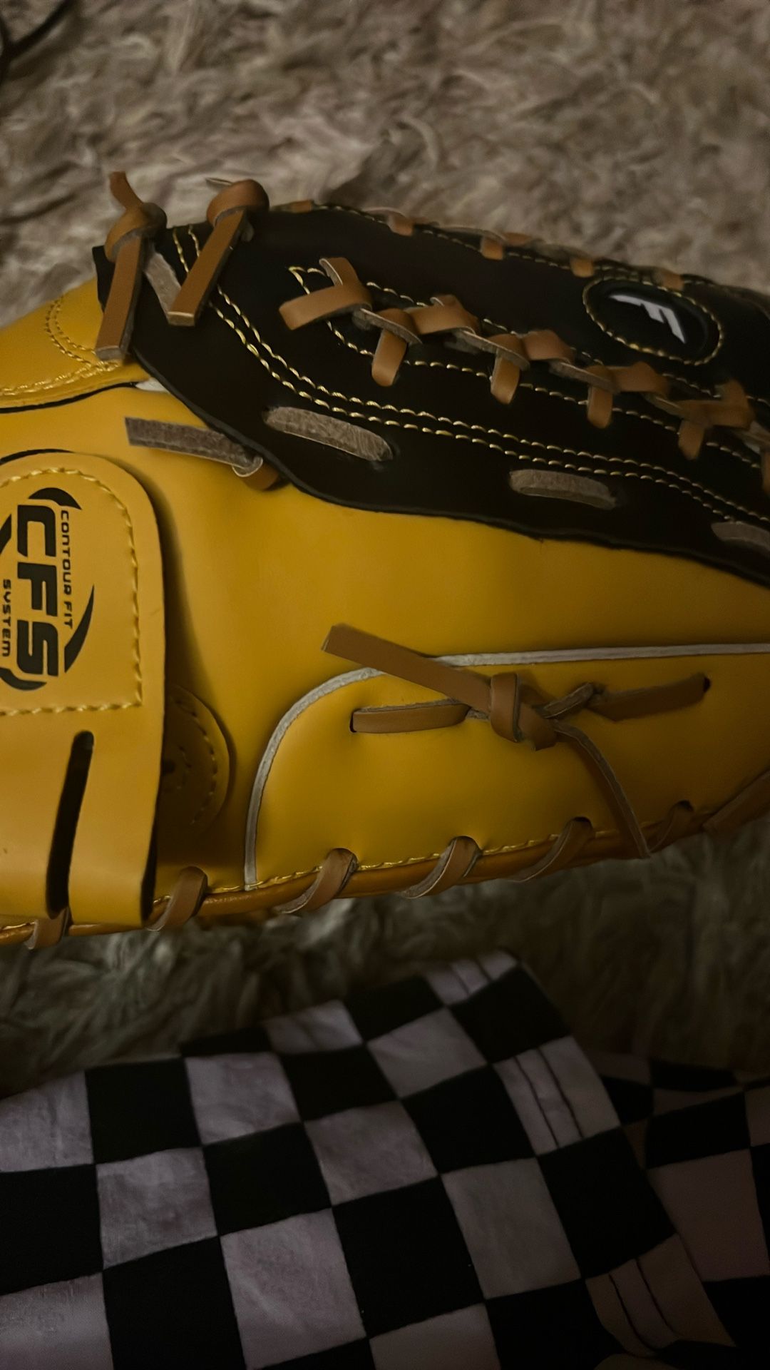 🔥 Brand New CFS Contour Fit Baseball Glove – Premium Leather Dual-Tone (Black/Gold)