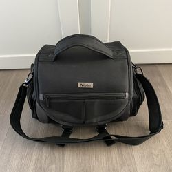 Nikon D5000 & Accessories