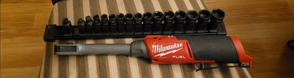 Milwaukee Insider M12