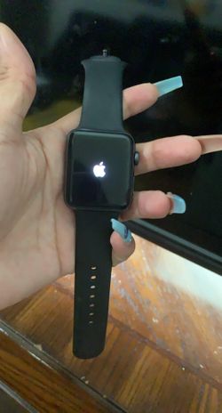 42 mm series 5 apple watch with Charger. (Cellular and GPS)