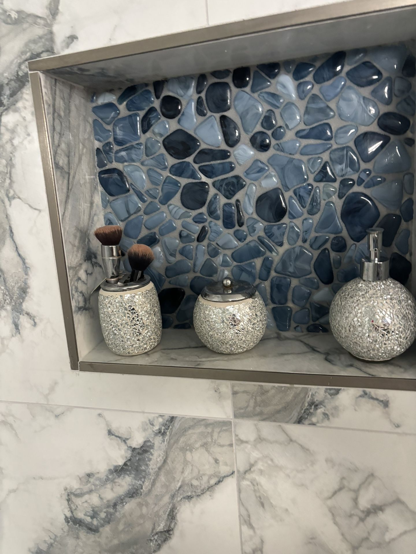 Mosaic Glass Silver Bath Ensemble, Includes Soap Dispenser & Cotton Swab Jar & Toothbrush Holder & Vanity Tray (Shiny Silver)