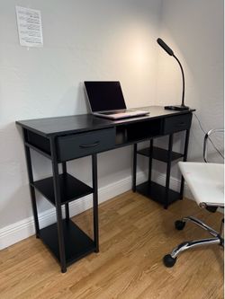 BLACK DESK