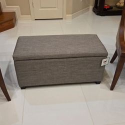 Amazon Basic 35.5-inch Wide Contemporary Rectangular Ottoman Bench with Storage in Slate Gray BRAND NEW 