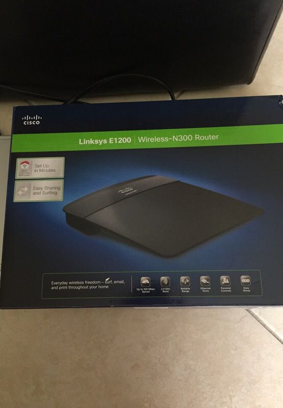Linksys E1200 Wireless -N300 Router