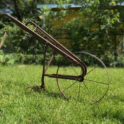 Antique Garden Ranch Farm Plow