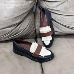 Black Marc Fisher Leather Slip On Loafers Almond Toe Size 8