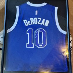 Signed Demar DeRozan Toronto Raptors Jersey Authentic