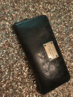 Large Michael Kors Black Wallet