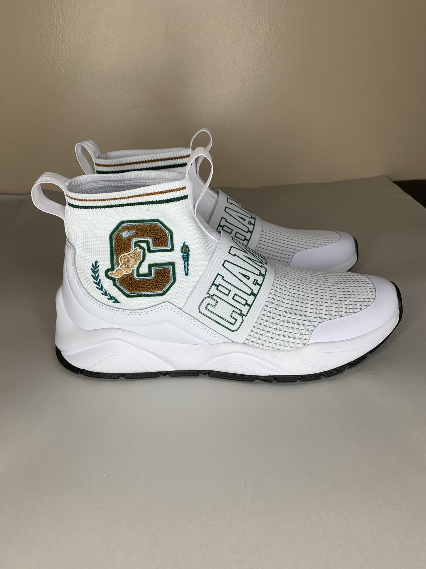 Champion Rally Pro Collegiate Men's Sneakers White Size 10 New without original box.