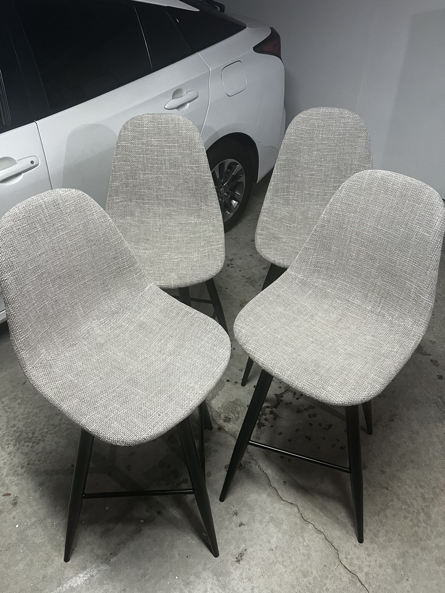 Swivel Bar Stool