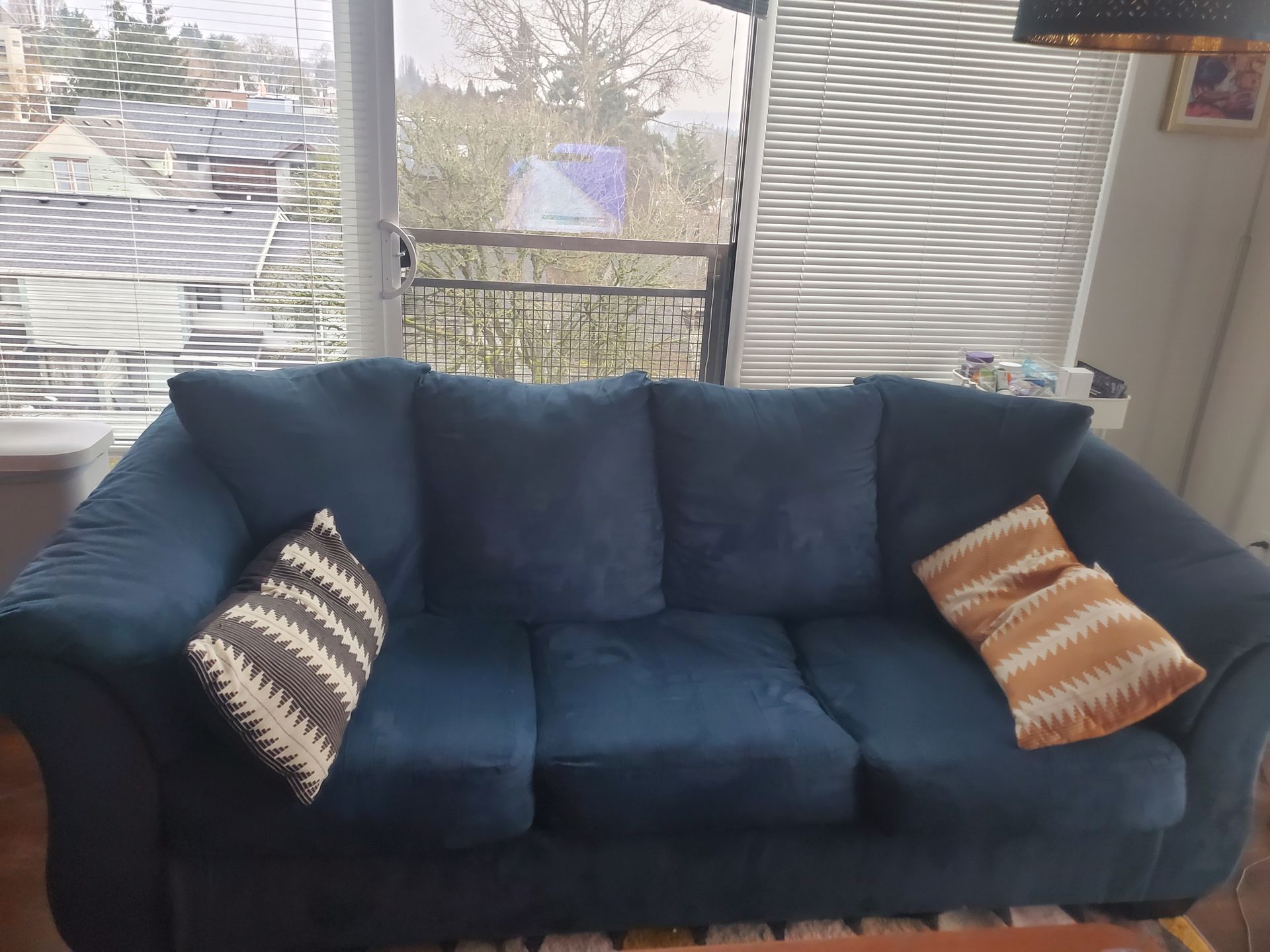 Navy blue couch, good condition, cleaned recently