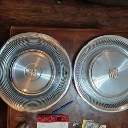 Cadillac Hubcaps (1968-69) and 1974