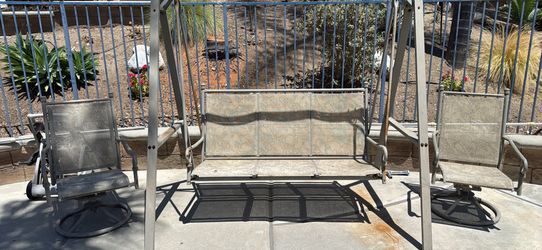 Outdoor patio furniture