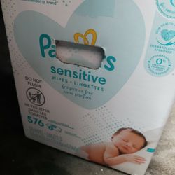 Pampers Sensitive  Wipes