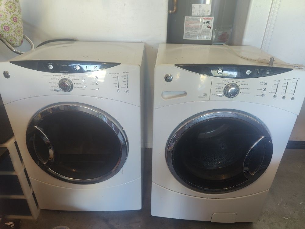 GE Washer And Dryer Set