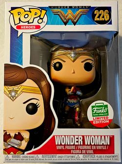 Funko Pop! Vinyl: DC Universe - Wonder Woman (w/ Gauntlet) #226 Funko Limited Ed